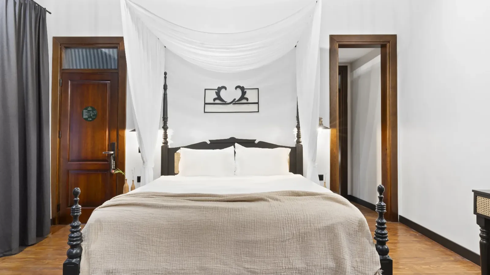 Deluxe Room 2