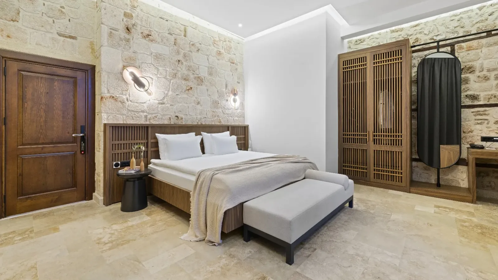 Garden Executive Suite 1