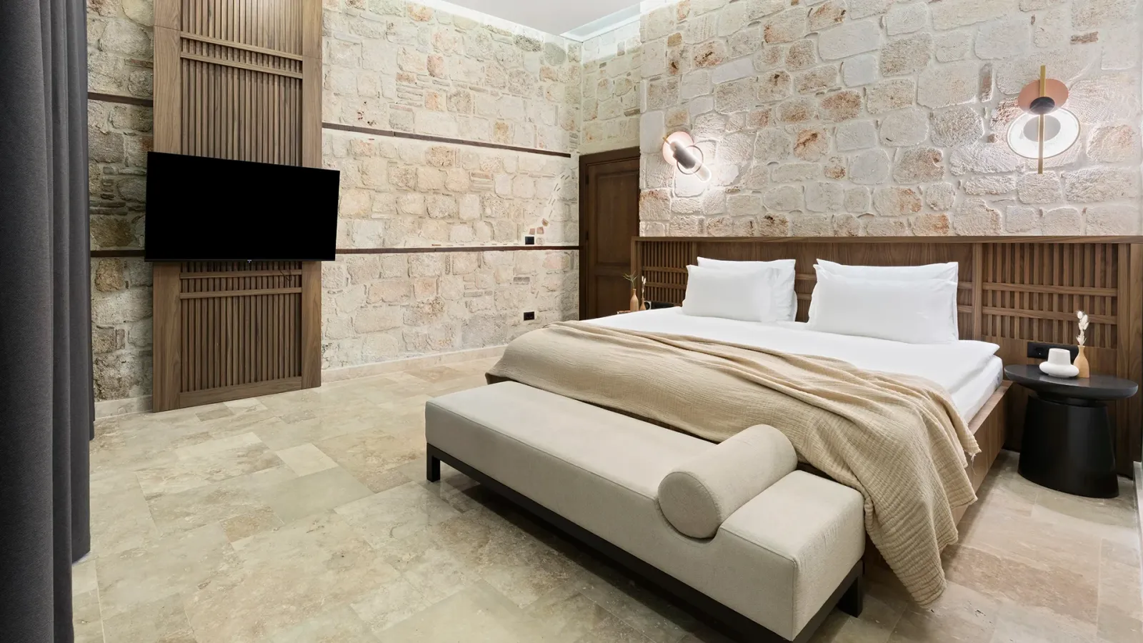 Garden Executive Suite 2