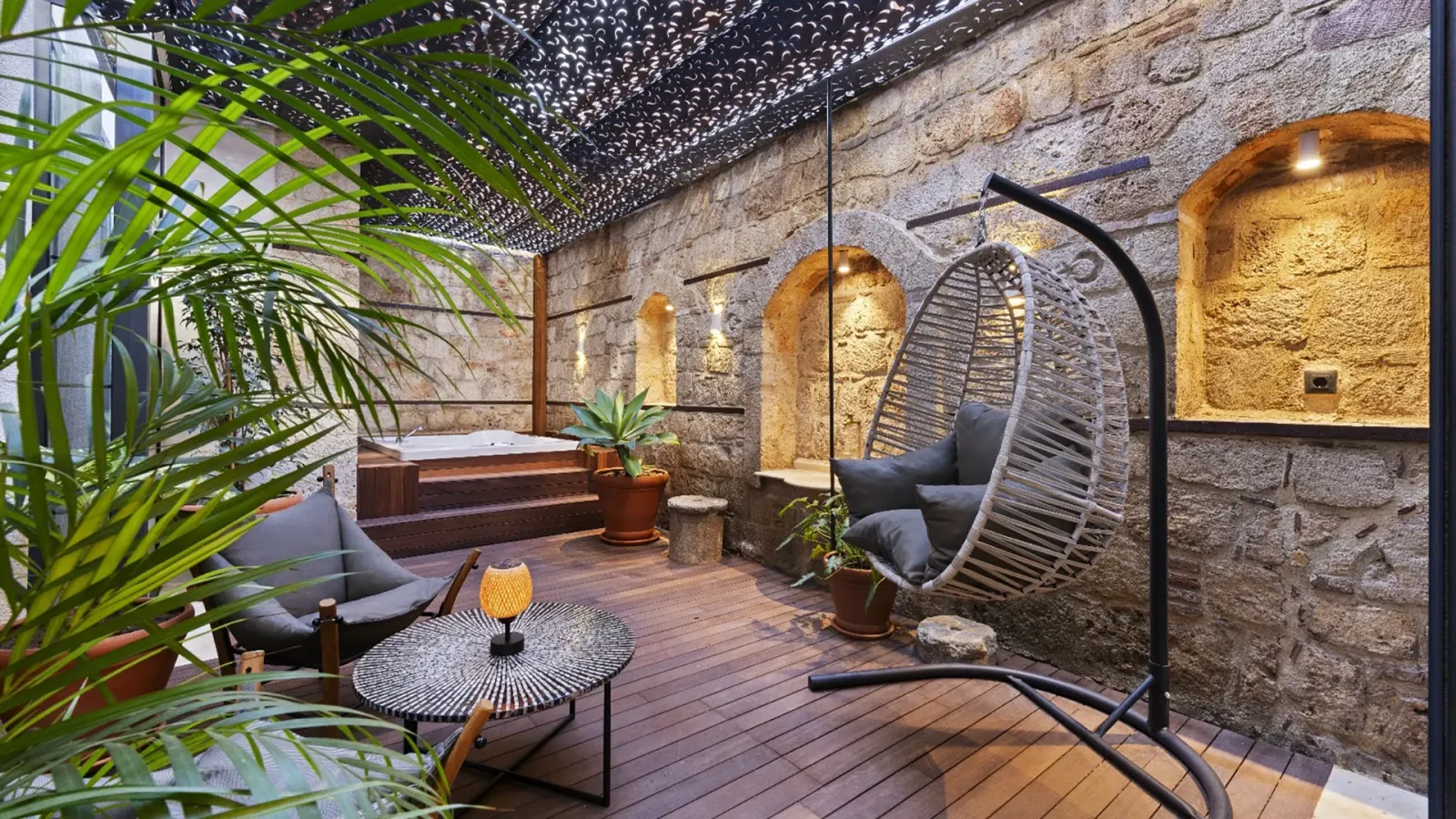 Garden Executive Suite 5