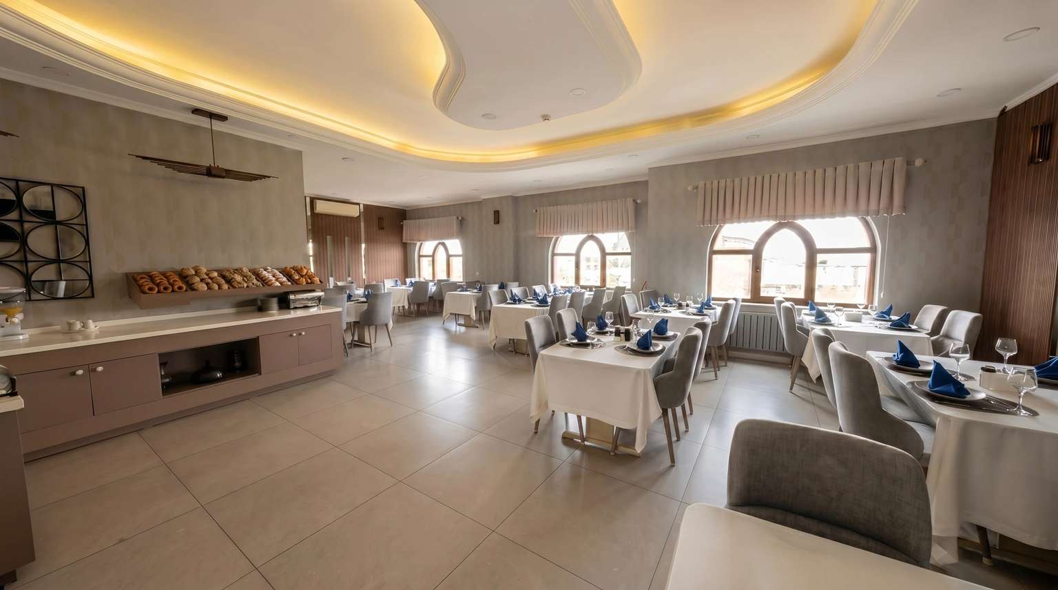 Şehir Manzarasına Karşı Seçkin Lezzetler