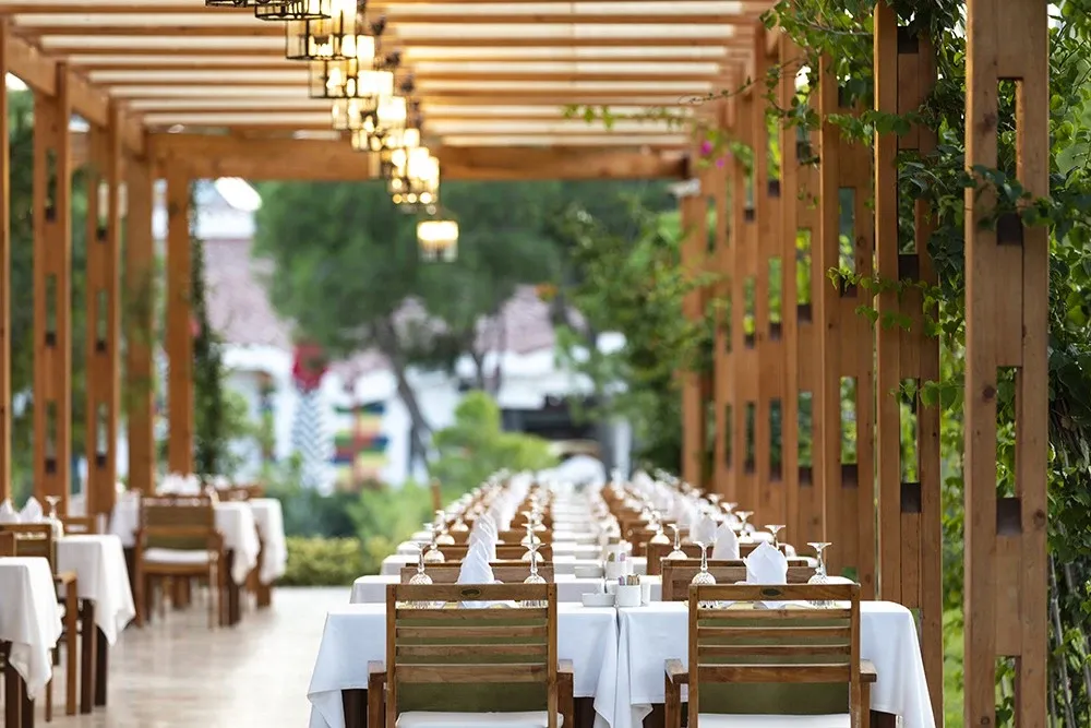 Begonvil À La Carte Restoran
