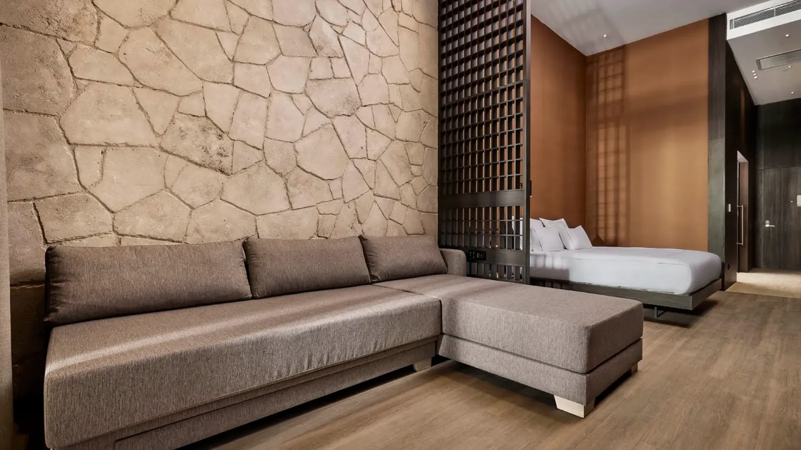Lagoon Suite