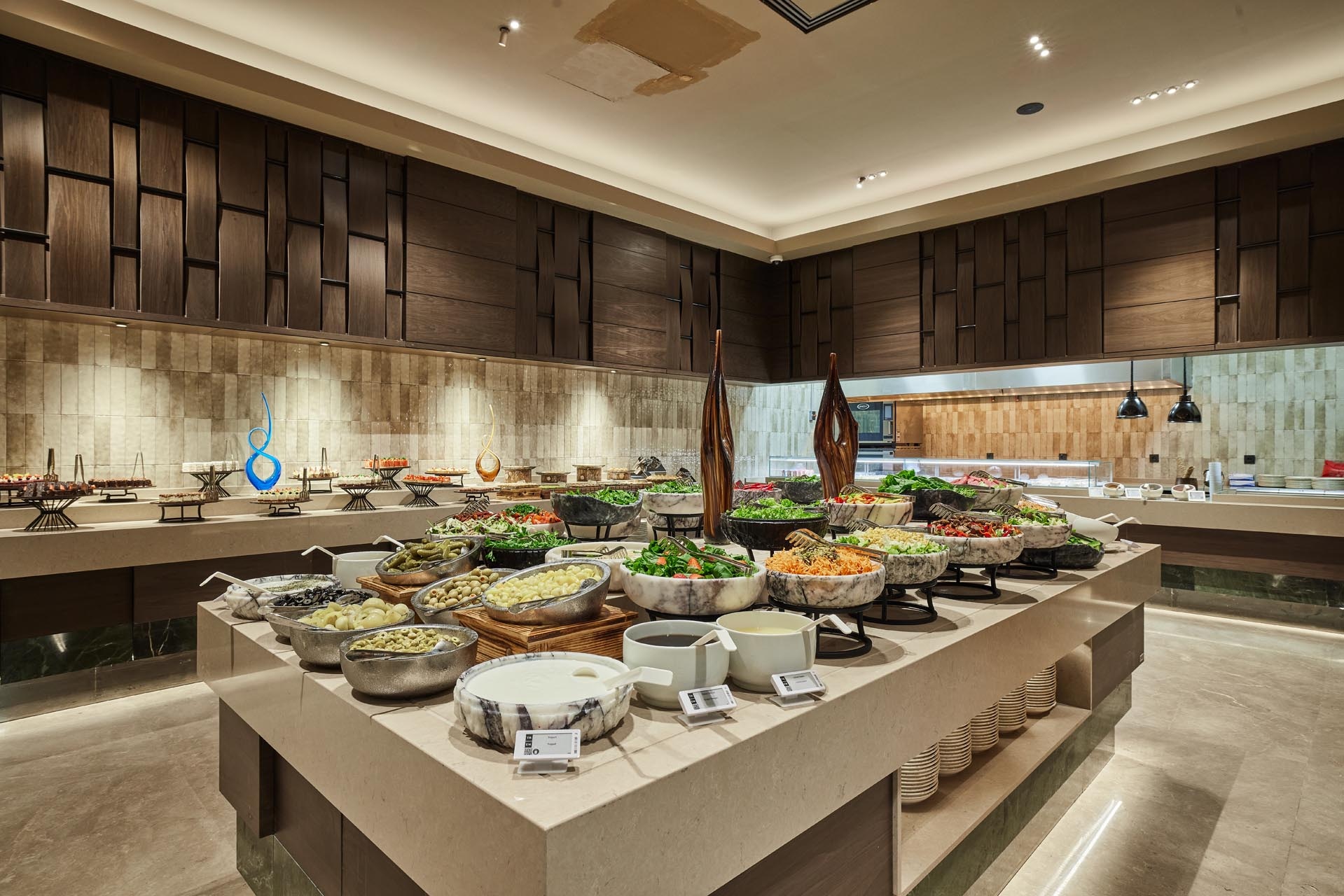 Savory Main Restaurant 20