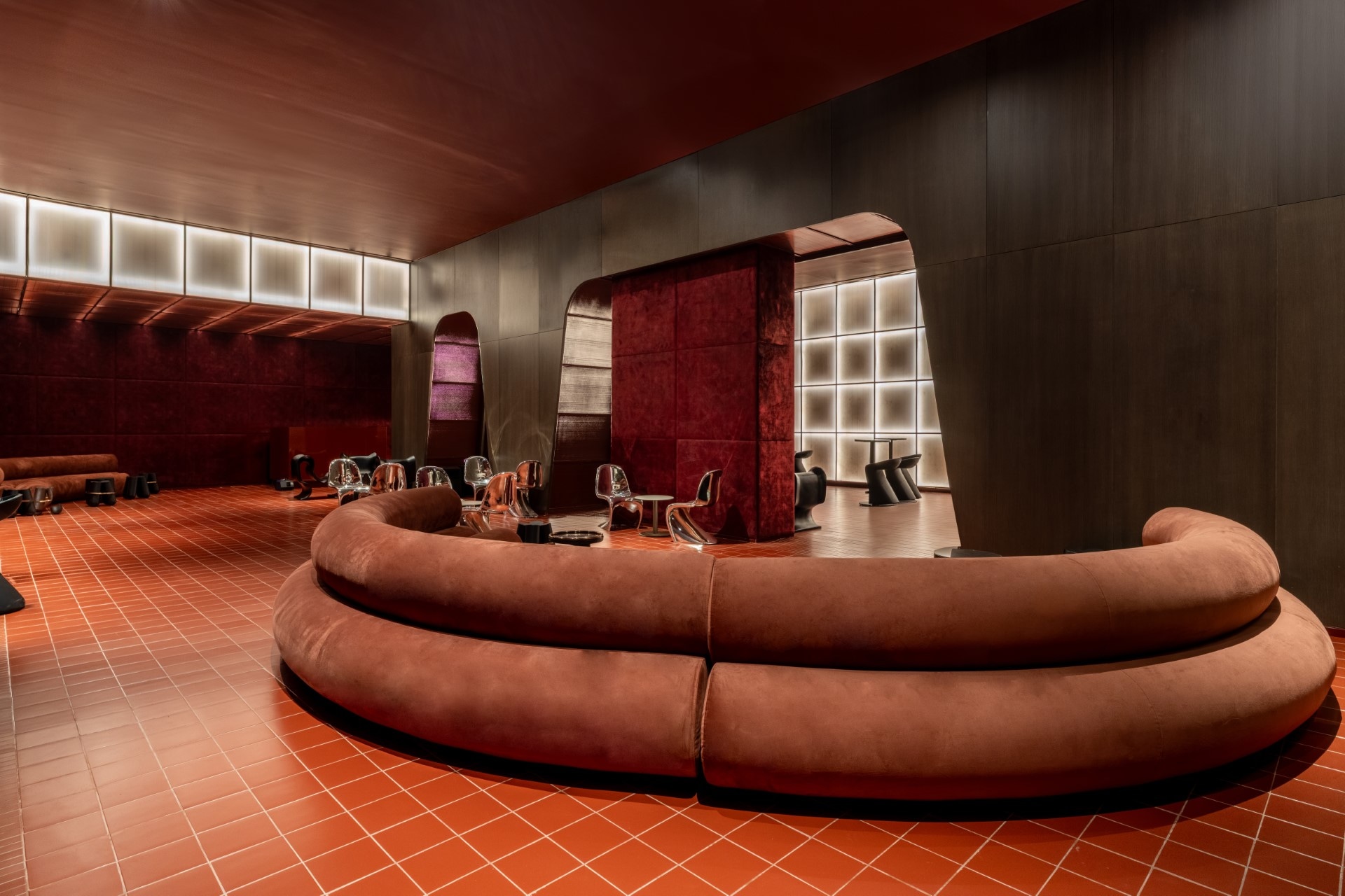 Suite 5 Night Club 4