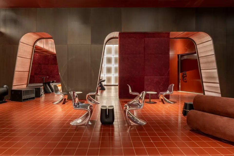 https://cdn.woxxtech.com/lussosorgun_com/suite-5-night-club-6-1774441822455.jpg